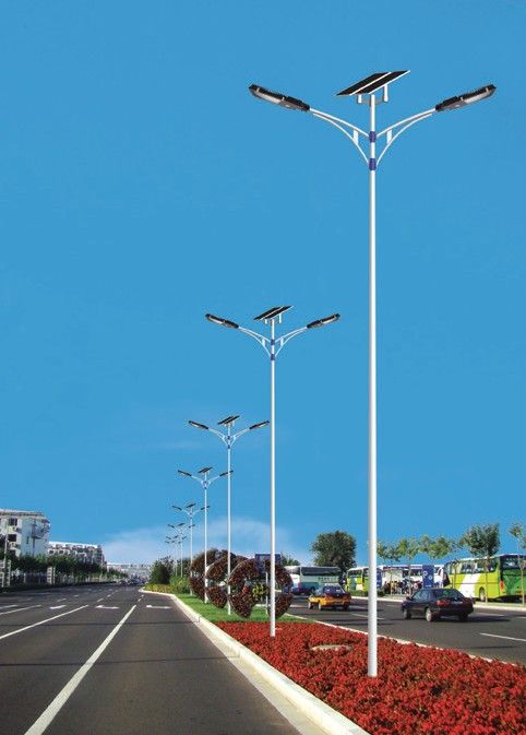 供應(yīng)漢中太陽(yáng)能路燈廠家